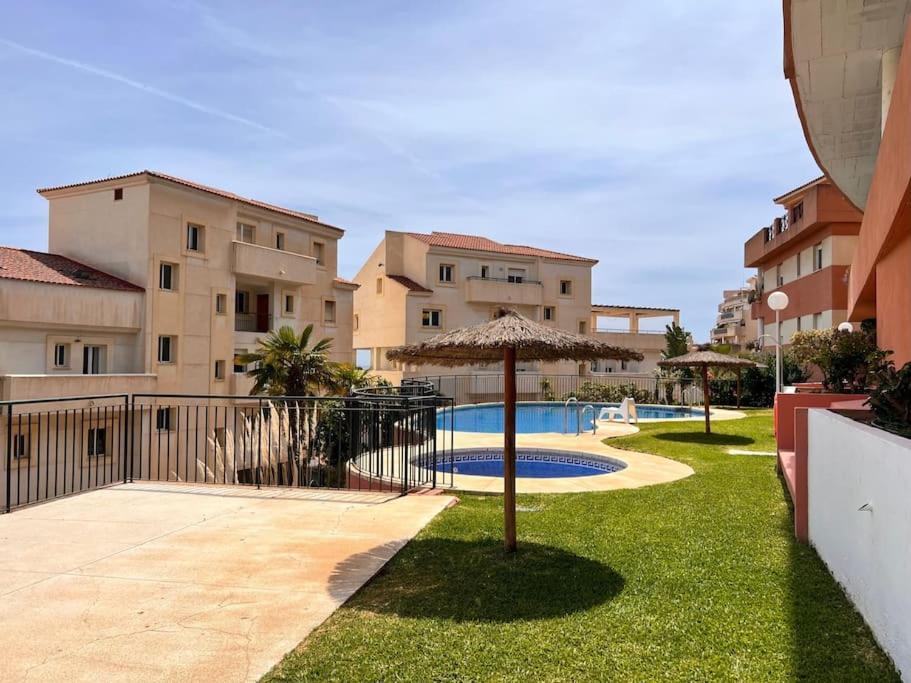 Benalmadena Costa Malaga Apartamento Muy Acogedor Con Vistas Al Mar Terraza Gigante Para Verano E Invierno Parking Eksteriør billede